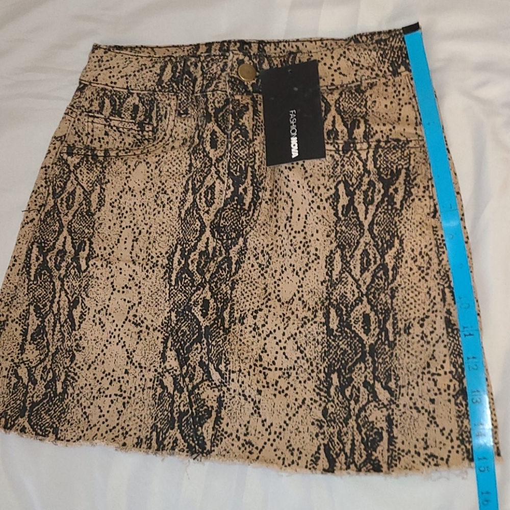 Fashionova Dangerous Diva Snakeskin Denim Skirt - Picture 3 of 4